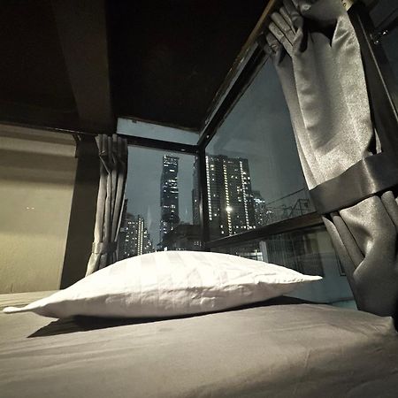 Stay At Pan Hostel Bangkok Buitenkant foto