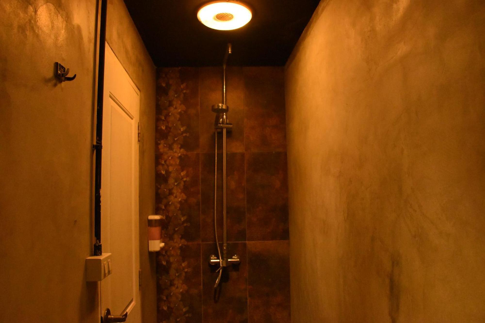 Stay At Pan Hostel Bangkok Buitenkant foto