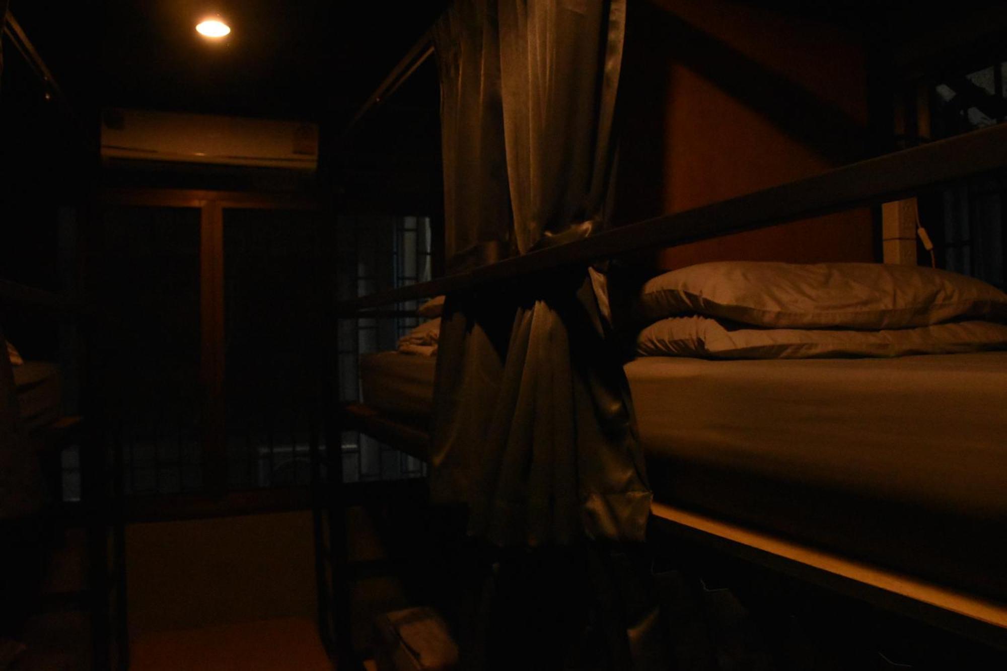 Stay At Pan Hostel Bangkok Buitenkant foto