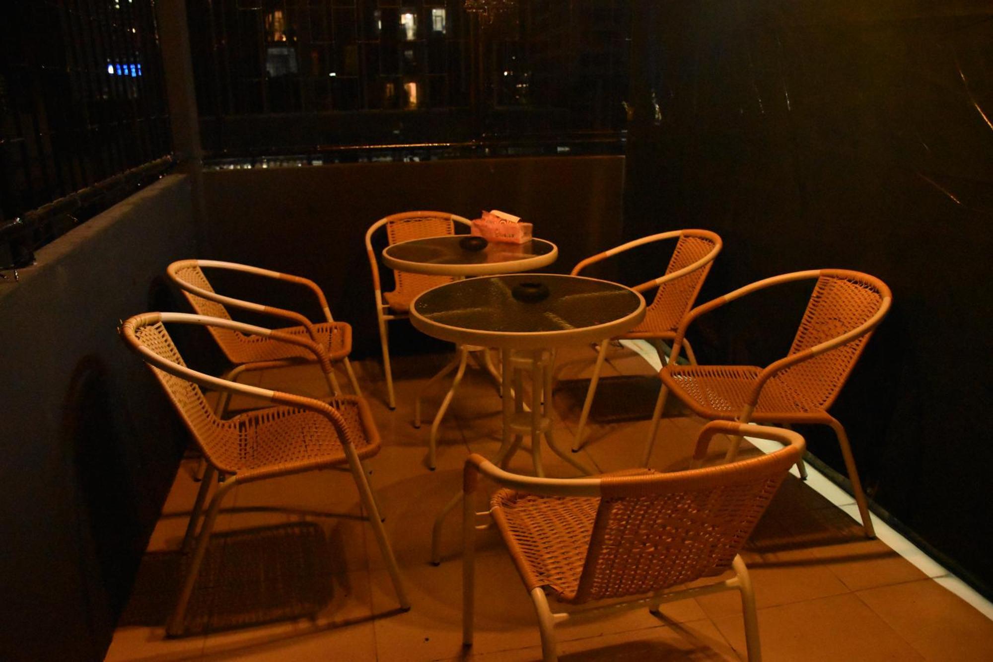 Stay At Pan Hostel Bangkok Buitenkant foto