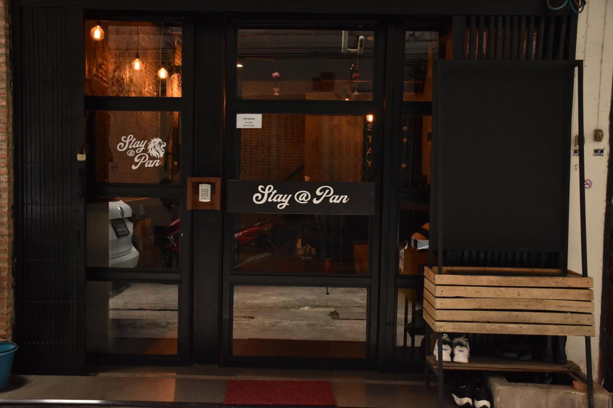 Stay At Pan Hostel Bangkok Buitenkant foto